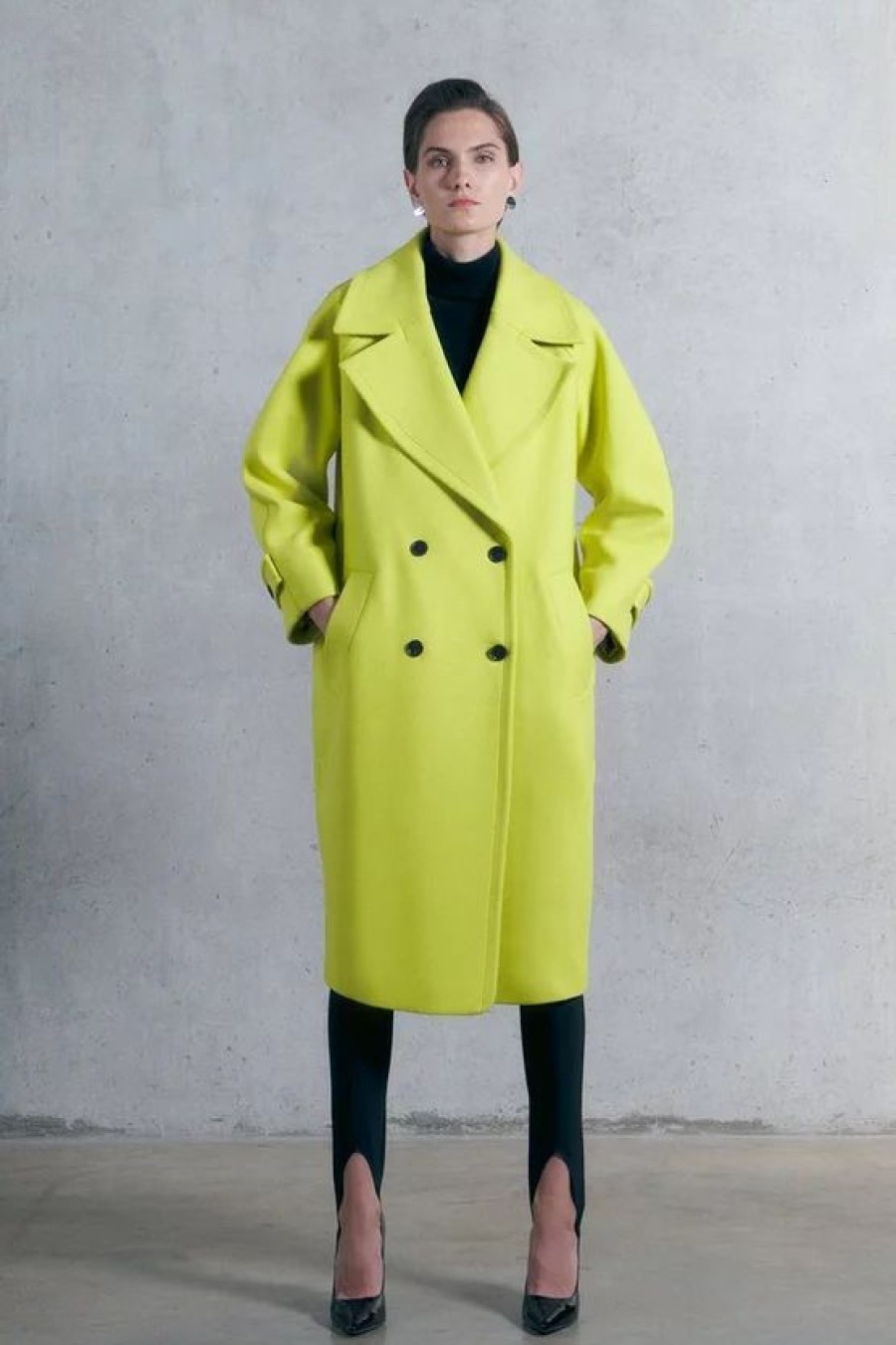 Clearance * Outlet Karen Millen Italian Virgin Wool Rounded Shoulder Double Breasted Coat Lime